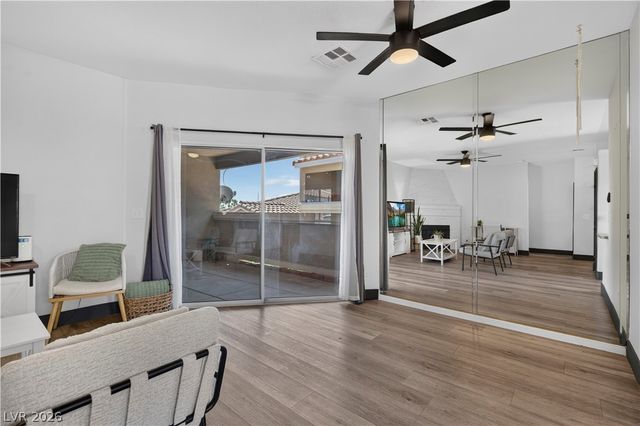 3250 Mystic Ridge Court, Las Vegas, NV 89129