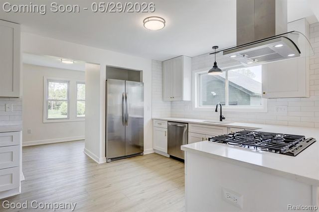 3357 Berkshire Avenue, Warren, MI 48091