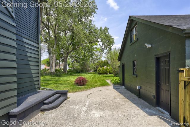 3357 Berkshire Avenue, Warren, MI 48091