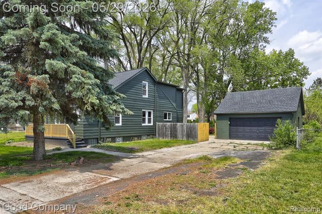 3357 Berkshire Avenue, Warren, MI 48091