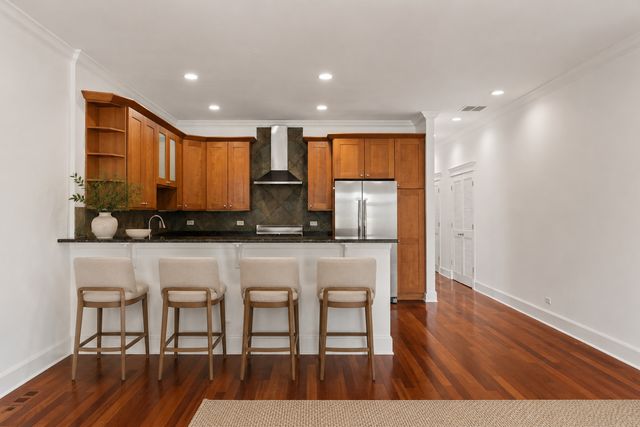 3416 N Sheffield Avenue 2, Chicago, IL 60657