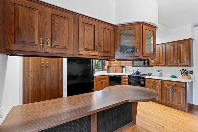 926 N 17TH STREET, Manitowoc, WI 54220