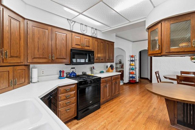 926 N 17TH STREET, Manitowoc, WI 54220