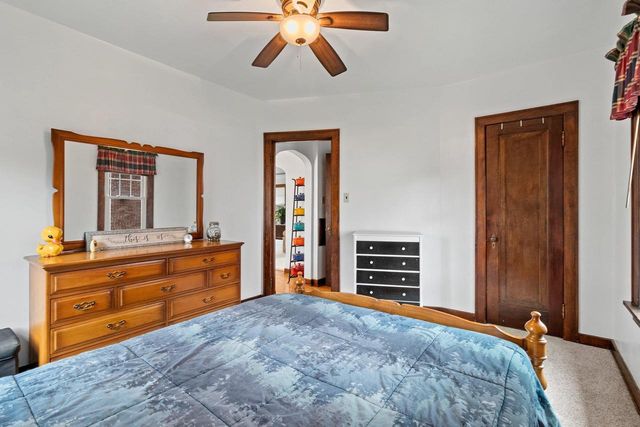 926 N 17TH STREET, Manitowoc, WI 54220