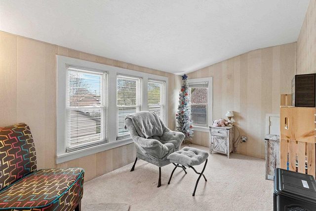 926 N 17TH STREET, Manitowoc, WI 54220