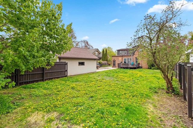 926 N 17TH STREET, Manitowoc, WI 54220