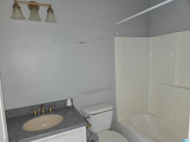550 COUNTY ROAD 626, Thorsby, AL 35171
