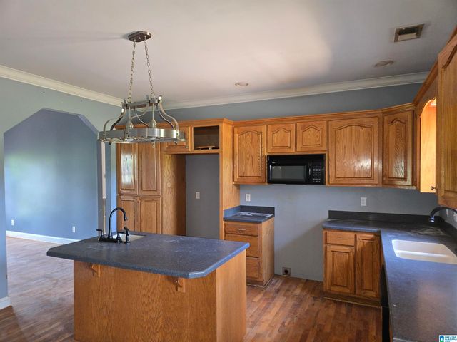 550 COUNTY ROAD 626, Thorsby, AL 35171