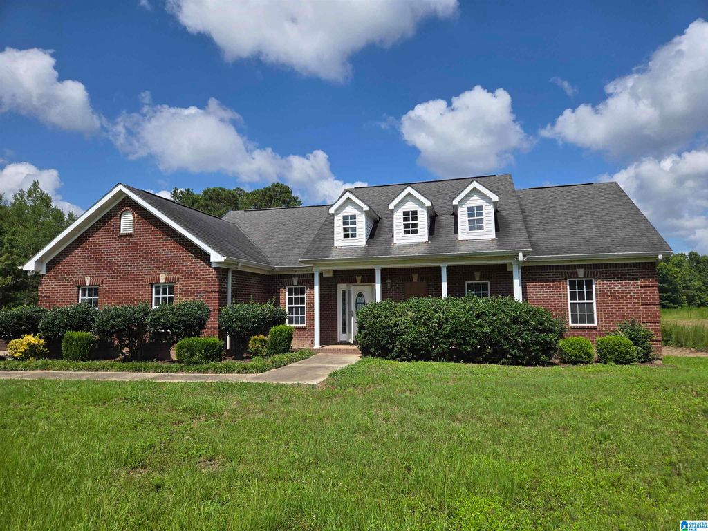 550 COUNTY ROAD 626, Thorsby, AL 35171