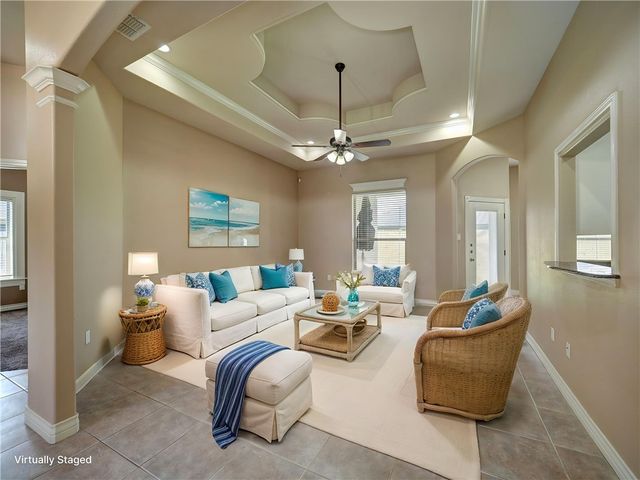6825 King George Pl, Corpus Christi, TX 78414