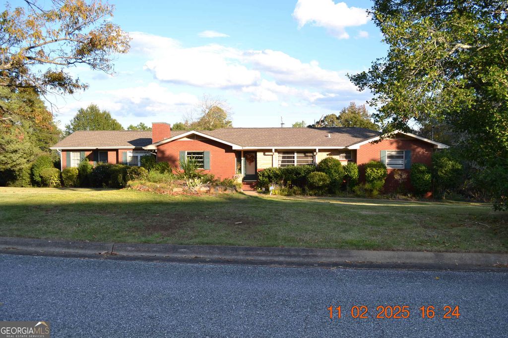 3208 11th Street, Phenix City, AL 36867