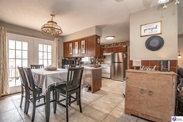 3645 Bardstown Road, Elizabethtown, KY 42701