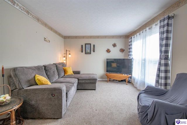 3645 Bardstown Road, Elizabethtown, KY 42701