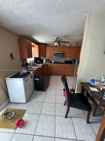 5612 NW 5612 Nw 206th Lane, Miami Gardens, FL 33055