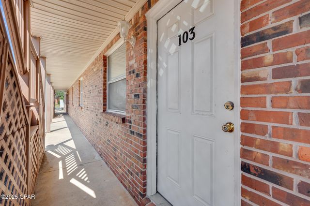 315 Bream 103 Avenue 103, Fort Walton Beach, FL 32548