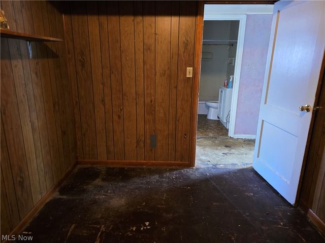 652 Ohio Ave., Mcdonald, OH 44437