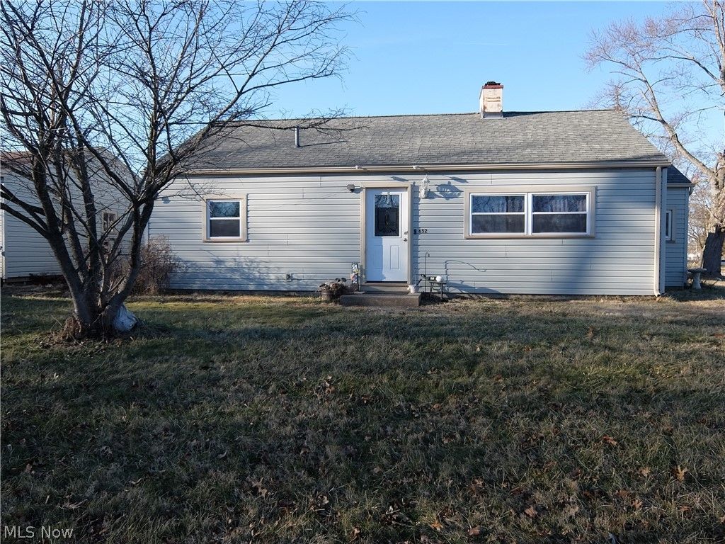 652 Ohio Ave., Mcdonald, OH 44437
