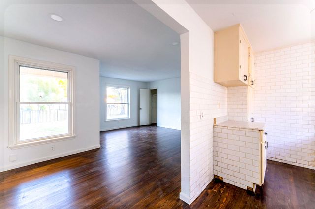 1315 Whitley Drive, Dallas, TX 75217