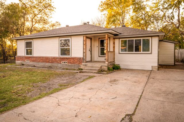 1315 Whitley Drive, Dallas, TX 75217