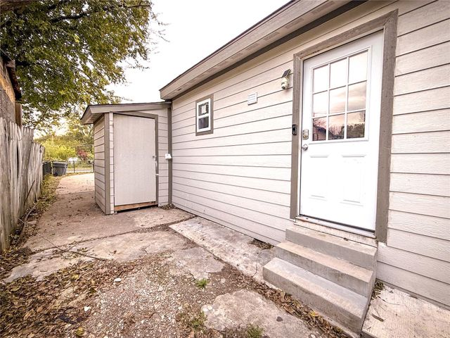 1315 Whitley Drive, Dallas, TX 75217