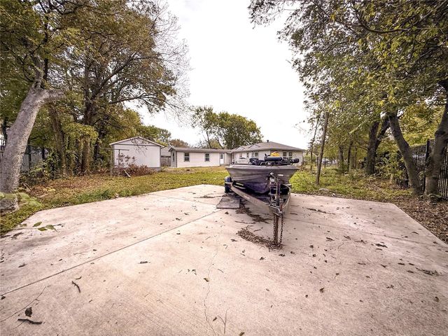 1315 Whitley Drive, Dallas, TX 75217