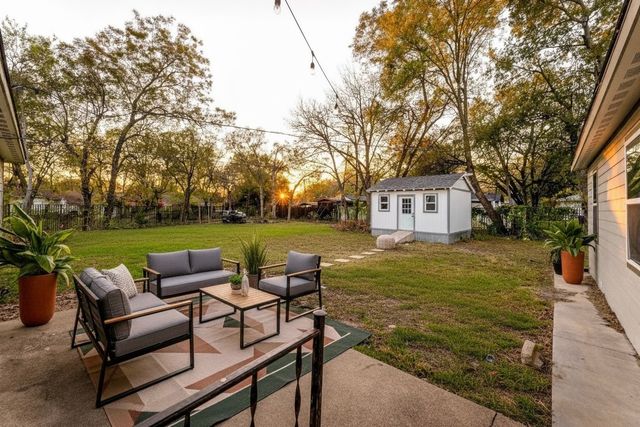 1315 Whitley Drive, Dallas, TX 75217