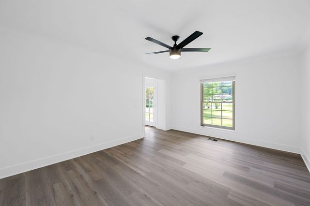 7015 Leslie Dell Lane, Chattanooga, TN 37421