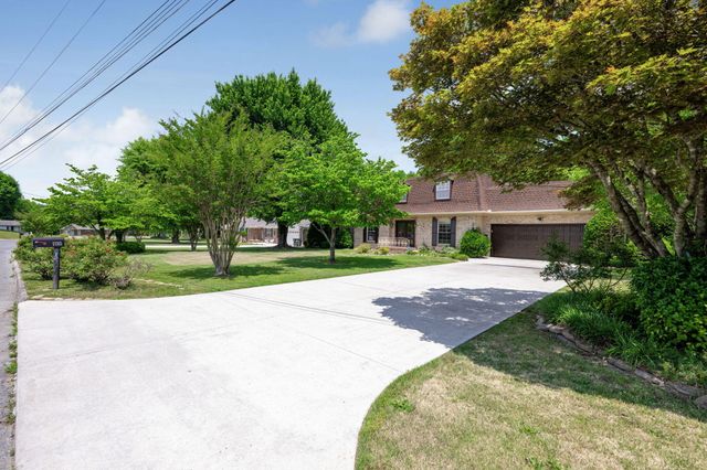 7015 Leslie Dell Lane, Chattanooga, TN 37421