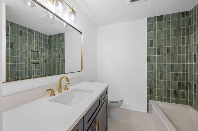 7015 Leslie Dell Lane, Chattanooga, TN 37421