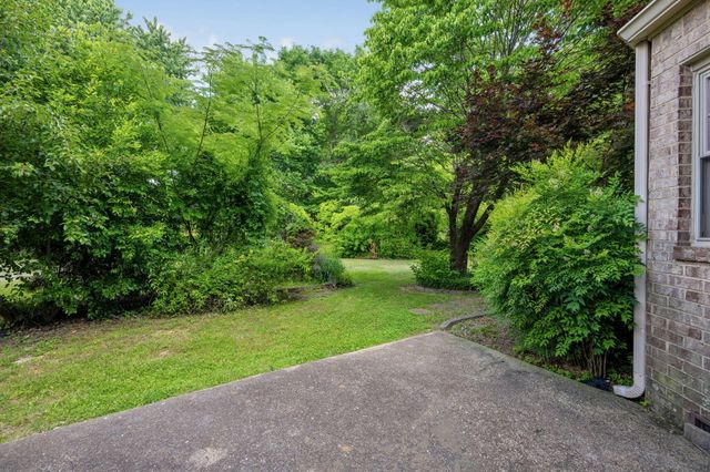 7015 Leslie Dell Lane, Chattanooga, TN 37421