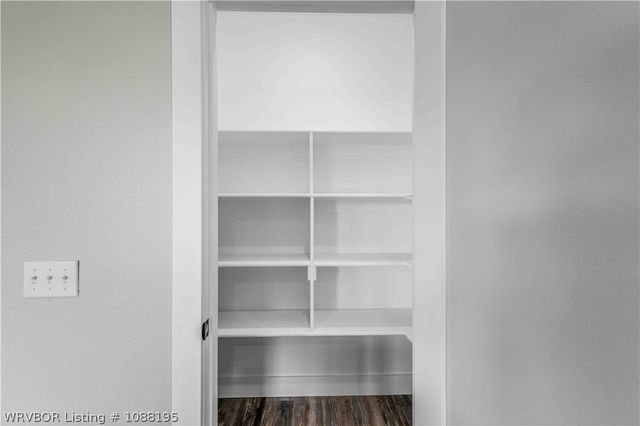 514 Waggoner Lane, Barling, AR 72923