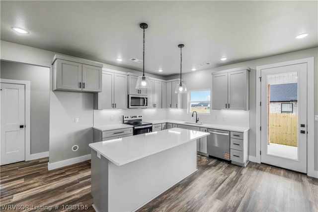 514 Waggoner Lane, Barling, AR 72923