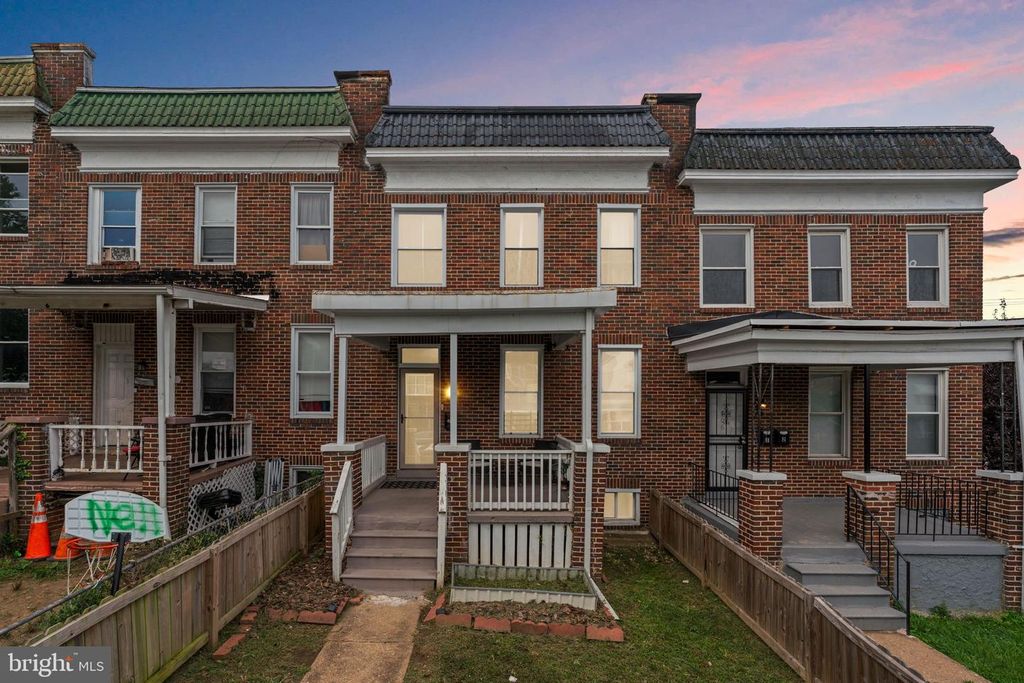 704 MOUNT HOLLY ST, Baltimore, MD 21229