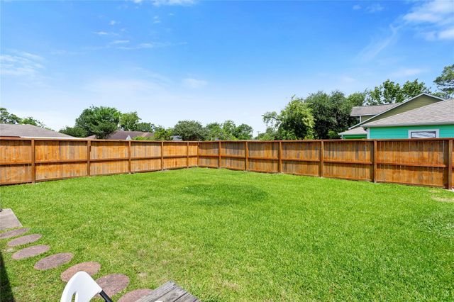 1311 Gary Avenue, Pasadena, TX 77502