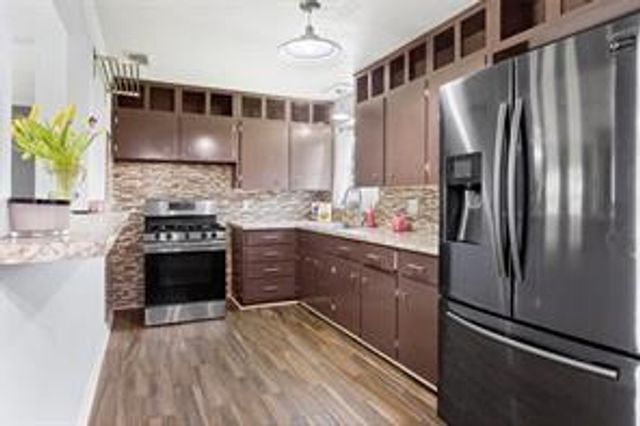 1311 Gary Avenue, Pasadena, TX 77502