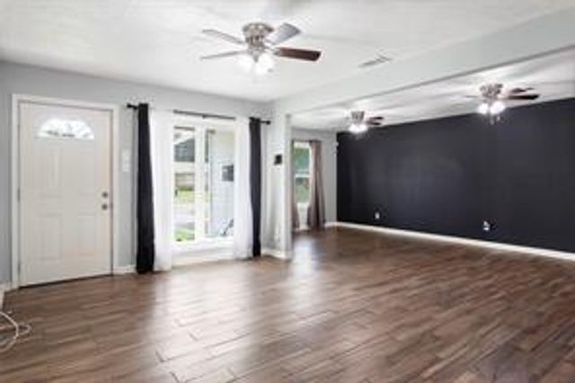 1311 Gary Avenue, Pasadena, TX 77502