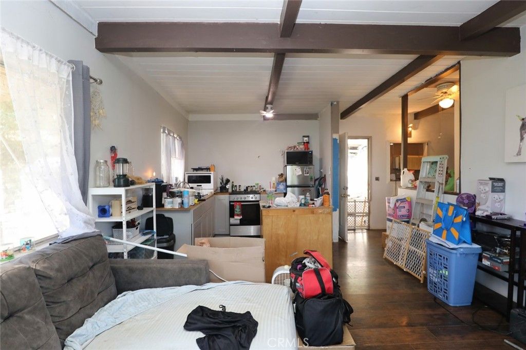 Image 10 of property listing at 12637 Lakeview, Clearlake Oaks, CA 95423