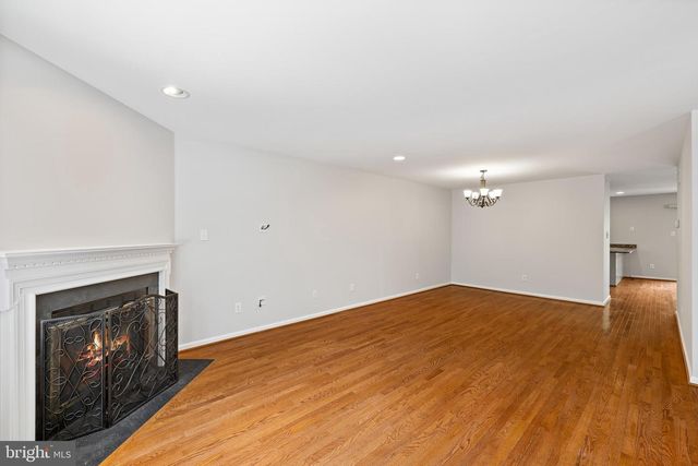 203 PRINCETON CIR, Newtown Square, PA 19073