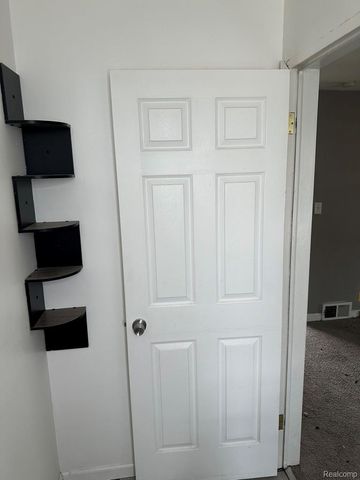 23443 Donaldson Street, Clinton Charter Township, MI 48035