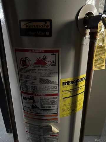 23443 Donaldson Street, Clinton Charter Township, MI 48035