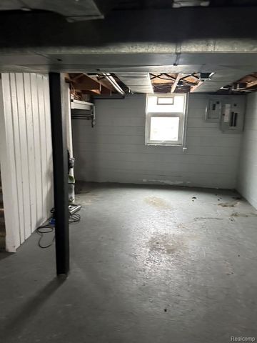 23443 Donaldson Street, Clinton Charter Township, MI 48035