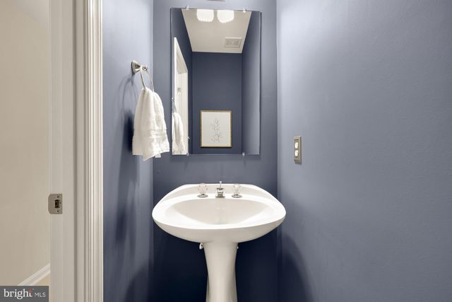 6357 ALDERMAN DR, Alexandria, VA 22315