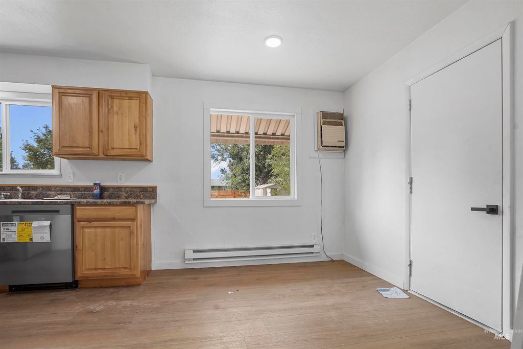 624 Sharon Street, Rupert, ID 83350 photo 4