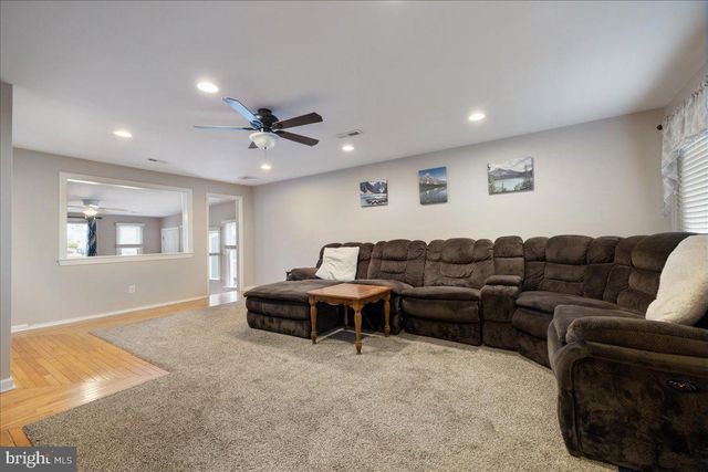 414 ACORN AVENUE, Telford, PA 18969