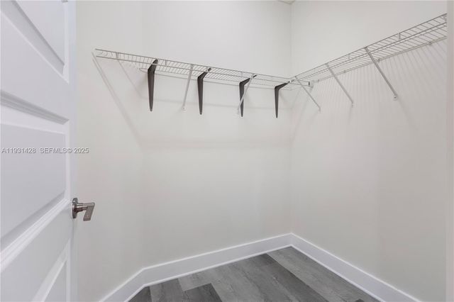 6425 NW 103rd Pl 101, Doral, FL 33178