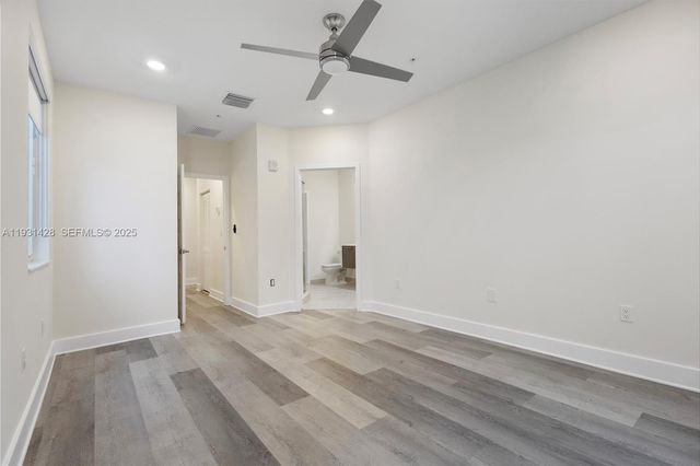 6425 NW 103rd Pl 101, Doral, FL 33178