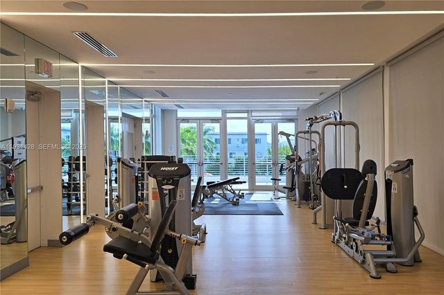 6425 NW 103rd Pl 101, Doral, FL 33178