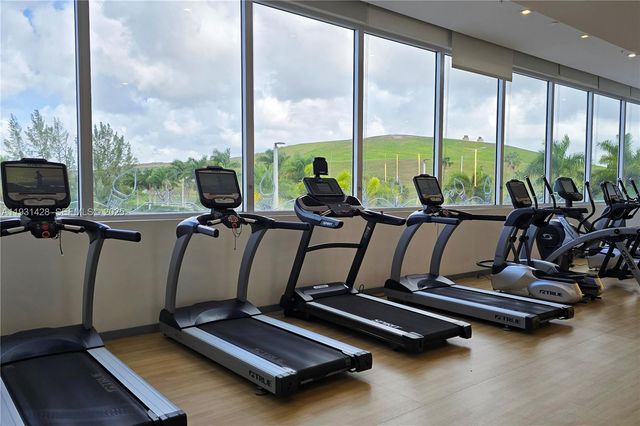 6425 NW 103rd Pl 101, Doral, FL 33178