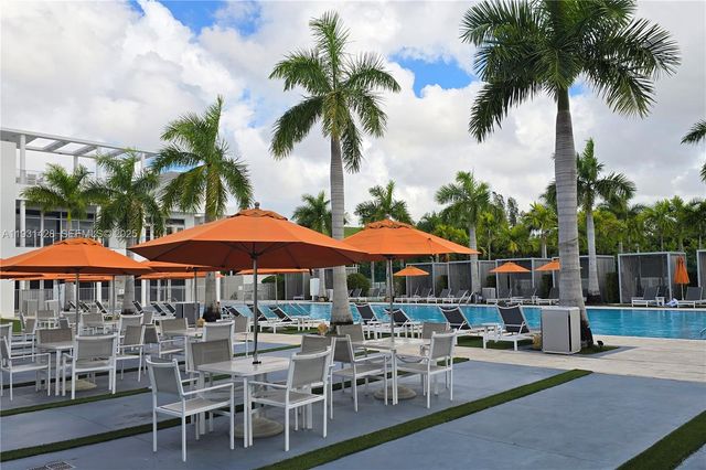 6425 NW 103rd Pl 101, Doral, FL 33178