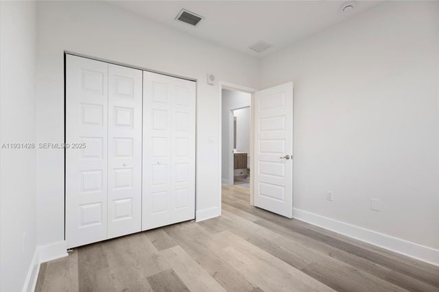 6425 NW 103rd Pl 101, Doral, FL 33178